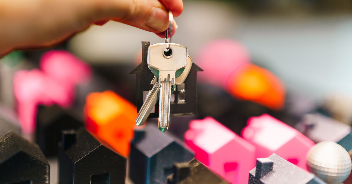 Kiosk 'Copy Any Key' vs. a Locksmith-Cut Key: Which Actually Works? — Clinton County Locksmith