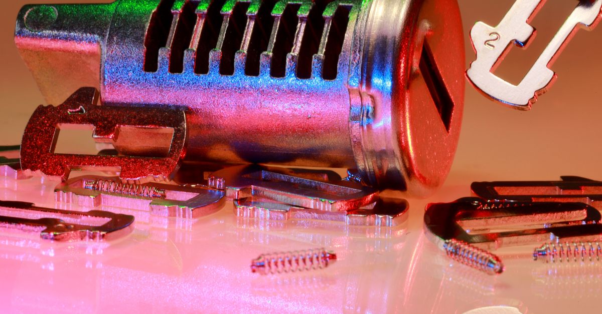 locksmith service technician — Clinton County Locksmith